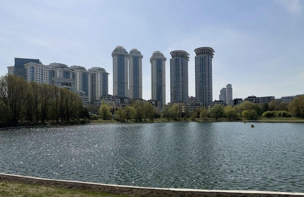 квартира г Москва метро Раменки ЗАО ул Довженко 12/1 Московская область фото 2