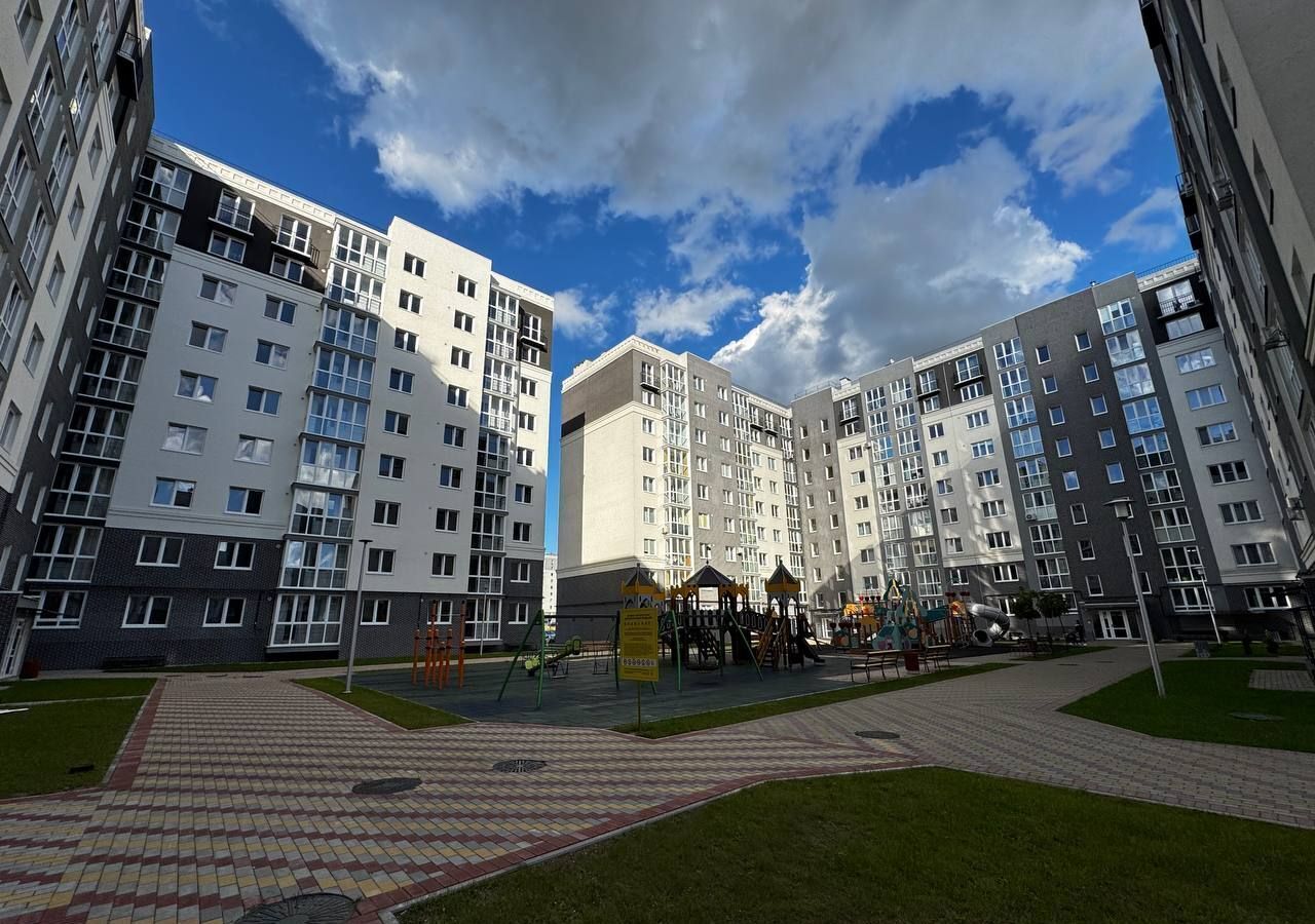 квартира г Калининград р-н Ленинградский ул Суздальская 17 фото 1