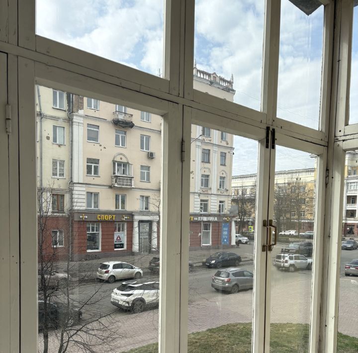 квартира г Кемерово р-н Центральный ул Орджоникидзе 5 фото 18