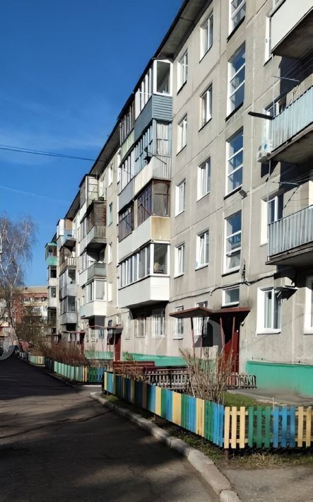 квартира г Омск р-н Центральный ул Багратиона 29в пос. Амурский фото 3