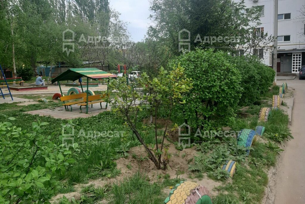 квартира г Волгоград район Семь Ветров ул 8-й Воздушной Армии 20 фото 9
