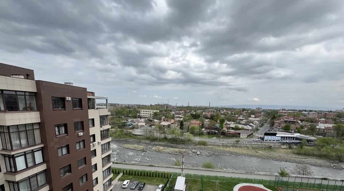 квартира г Владикавказ р-н Затеречный ул Тогоева 22 фото 5