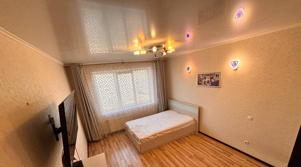квартира г Саратов р-н Кировский ул им Батавина П.Ф. 13 фото 7