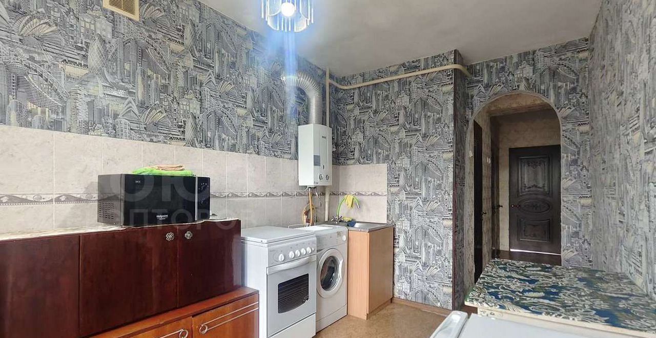квартира г Волгоград р-н Дзержинский ул. Строителей, 3 фото 2