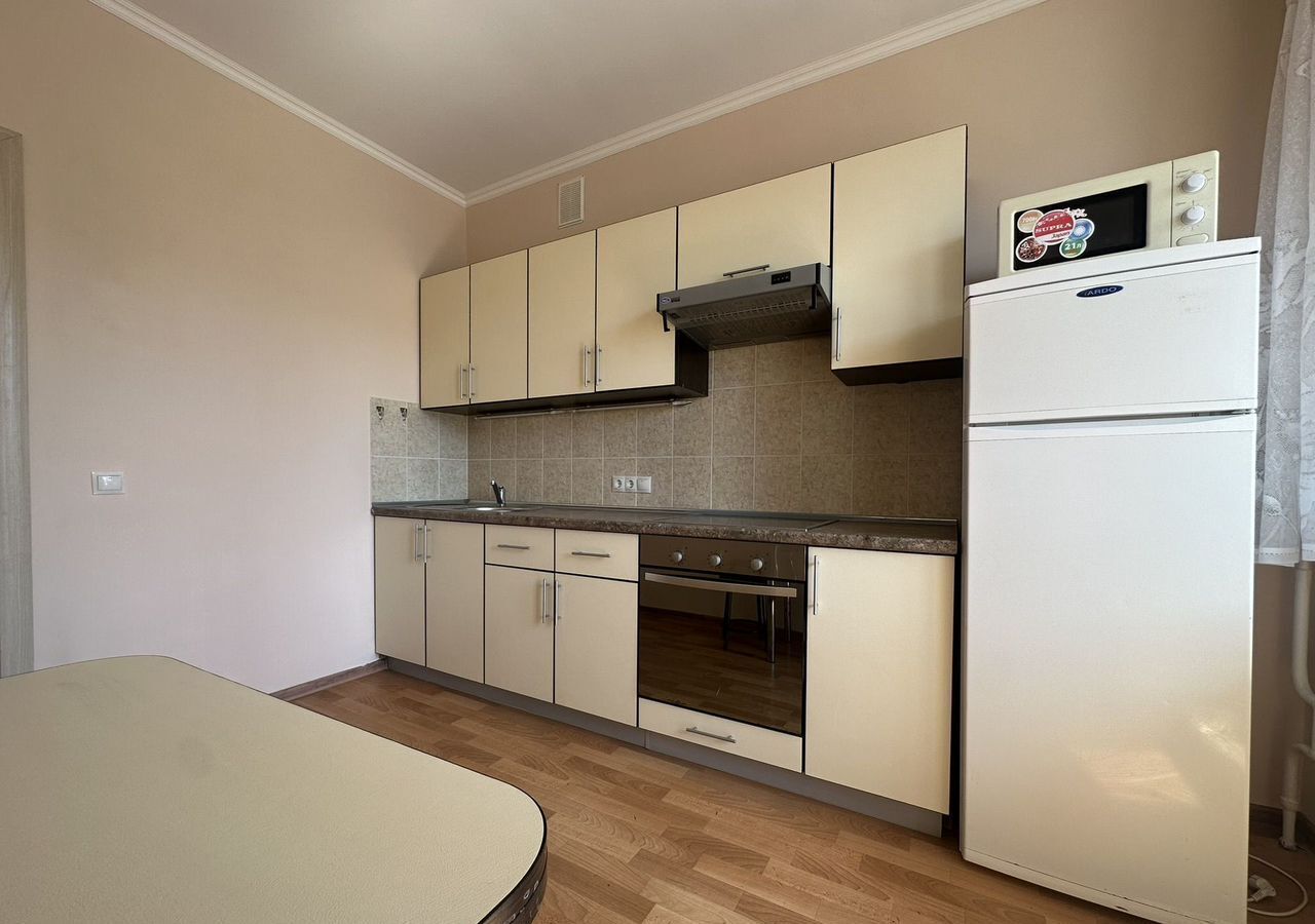 квартира г Тольятти р-н Автозаводский ул Фрунзе 10б фото 1