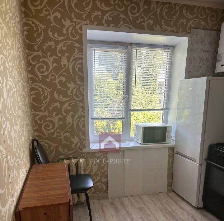 квартира г Саратов р-н Фрунзенский ул им Емлютина Д.В. 44б фото 5