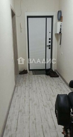 п Бугры ул Школьная 11к/2 Девяткино фото
