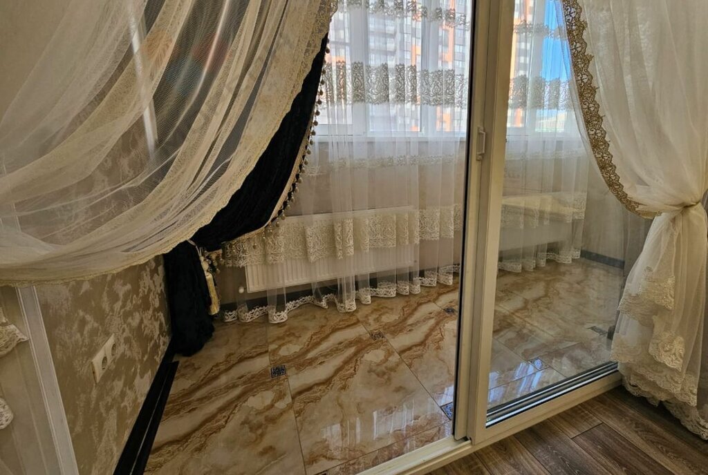квартира г Краснодар ул им. Героя Георгия Бочарникова 8/1 фото 10