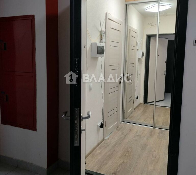 квартира р-н Всеволожский г Мурино Девяткино, улица Шоссе в Лаврики, 72к 1 фото 2