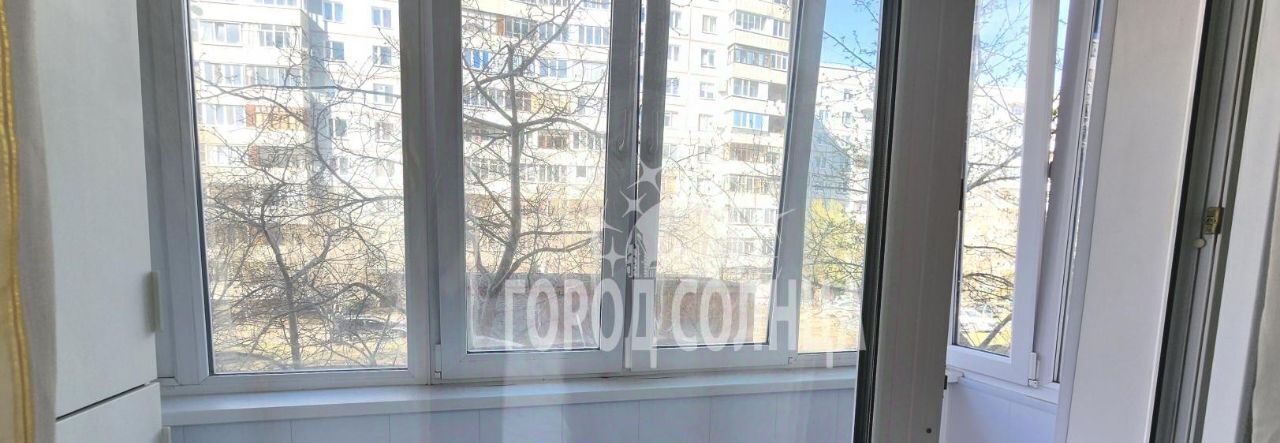 квартира г Омск р-н Кировский Солнечный ул Комкова 7б фото 11