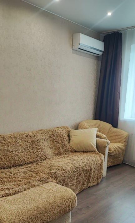 квартира г Саратов р-н Заводской ул. Имени Г. К. Орджоникидзе, 42А фото 4