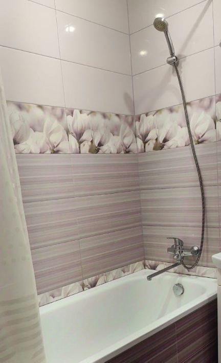 квартира г Саратов р-н Заводской ул. Имени Г. К. Орджоникидзе, 42А фото 10