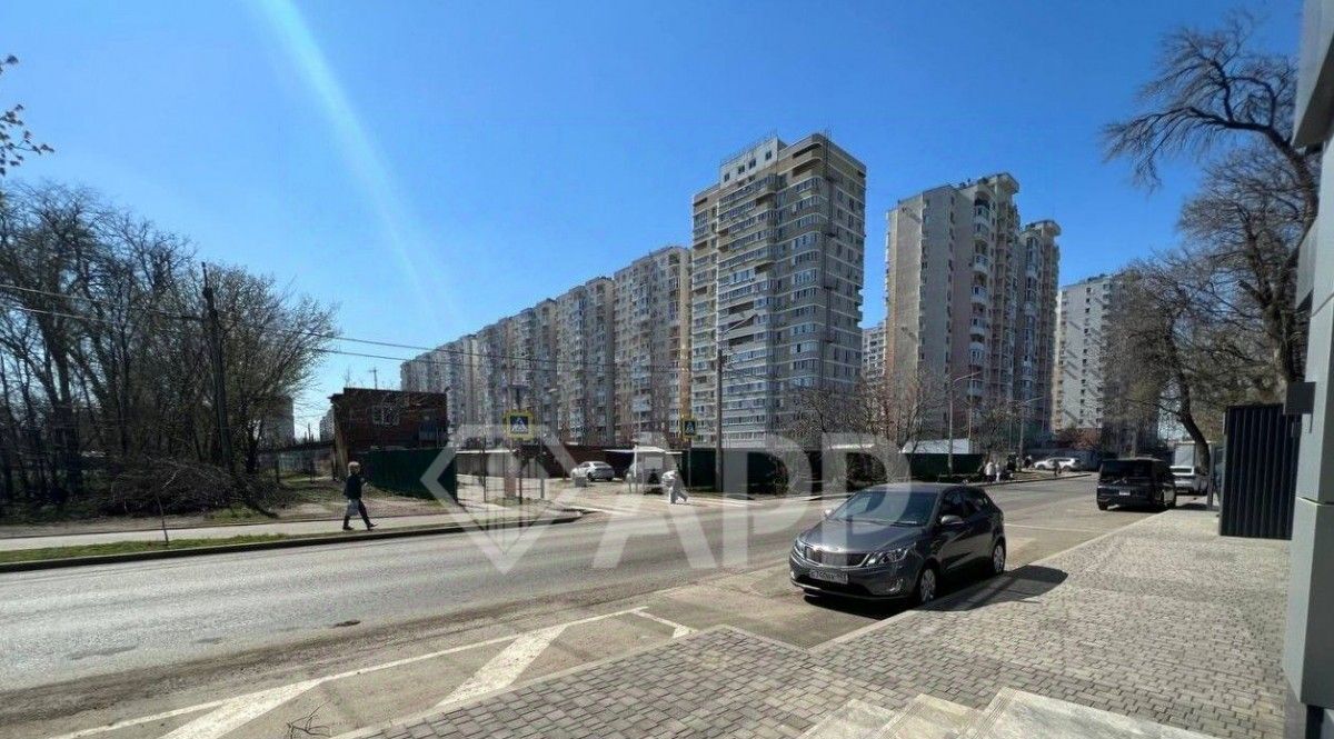 торговое помещение г Краснодар р-н Прикубанский ул им. Александра Покрышкина 21 фото 8