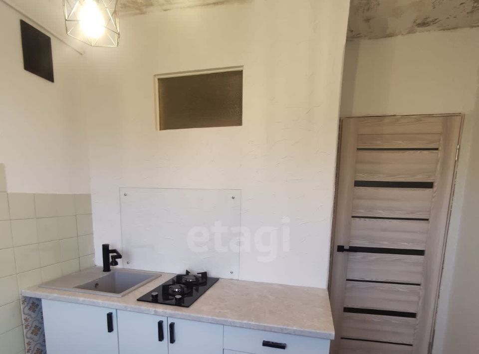 квартира г Волгоград р-н Центральный ул Новороссийская 43 фото 8