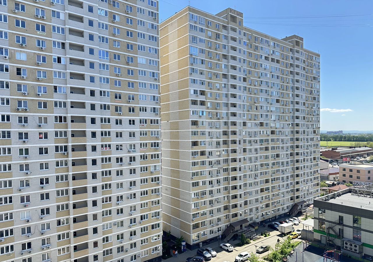 квартира г Краснодар р-н Прикубанский ул Заполярная 39к/5 мкр-н Славянский фото 17