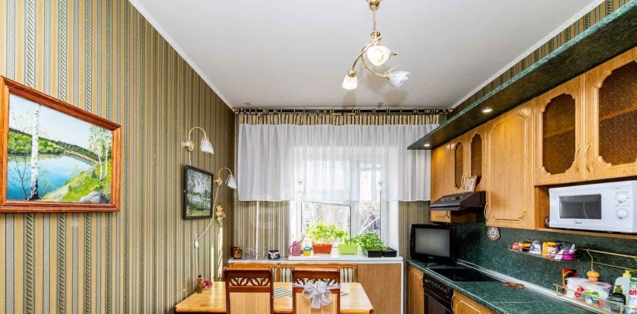 квартира г Сургут пр-кт Мира 14 13-й фото 10