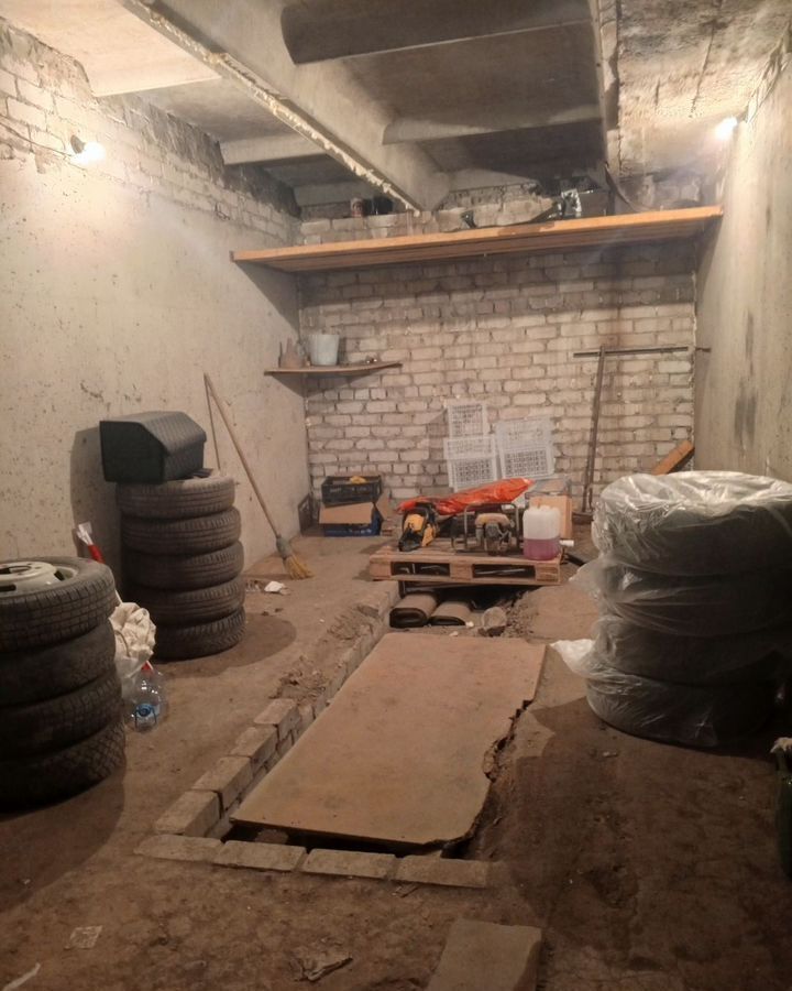 гараж г Барнаул р-н Октябрьский ул Чудненко 83а фото 4