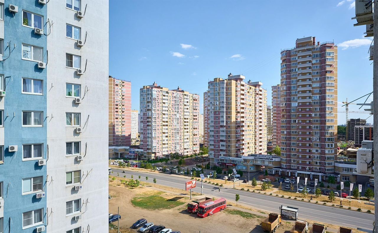 квартира г Краснодар р-н Прикубанский ул им. 40-летия Победы 141 фото 11