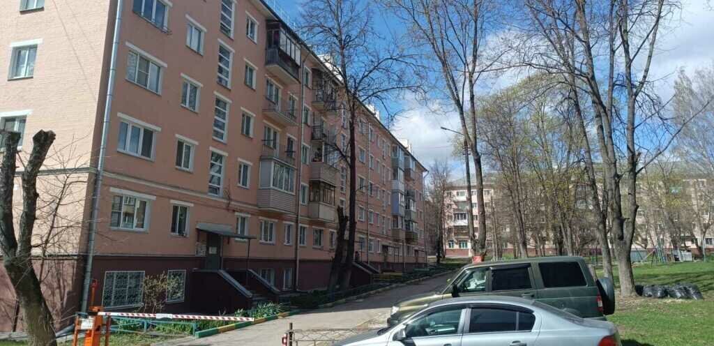 квартира г Тула ул Металлургов 30 фото 2