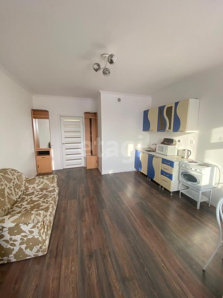 квартира г Якутск ЖК в квартале 9А Ulitsa Yakutskaya, 11, Yakutsk, Respublika Sakha Yakutiya, Russia, 677009 фото 2
