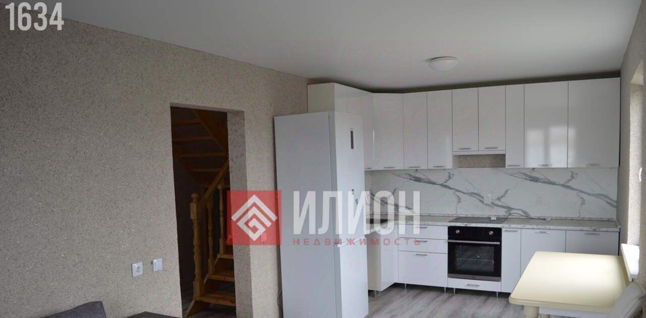 дом г Феодосия снт тер.Светоч ул Мандариновая 8 фото 1