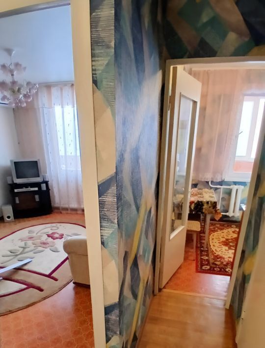 квартира г Набережные Челны р-н Комсомольский ЗЯБ 18-й комплекс 28 фото 3