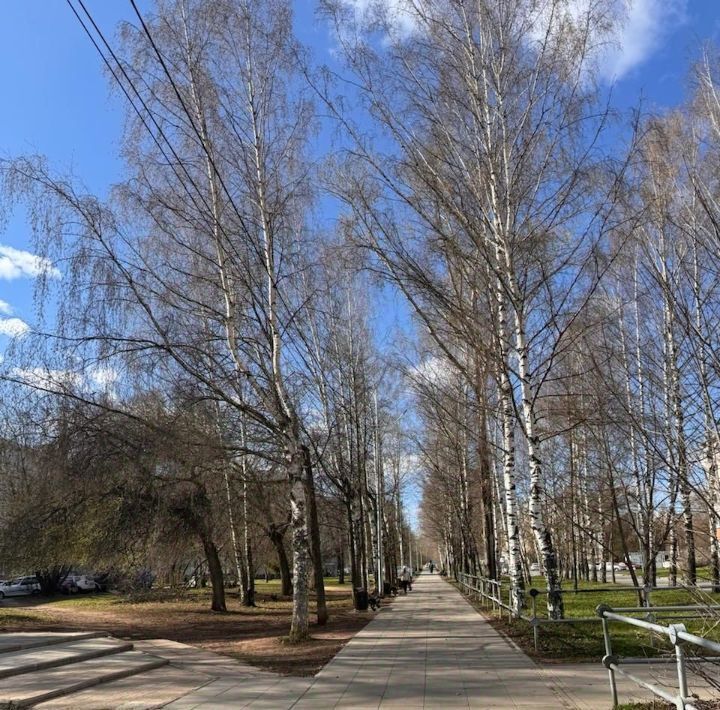 квартира г Киров р-н Нововятский ул Опарина 6 фото 23