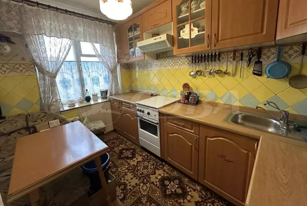 квартира г Тюмень ул Мельникайте 46 фото 3