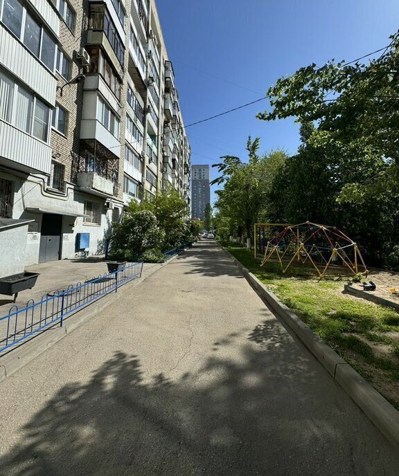 квартира г Саратов улица имени Н. Г. Чернышевского, 46 фото 15