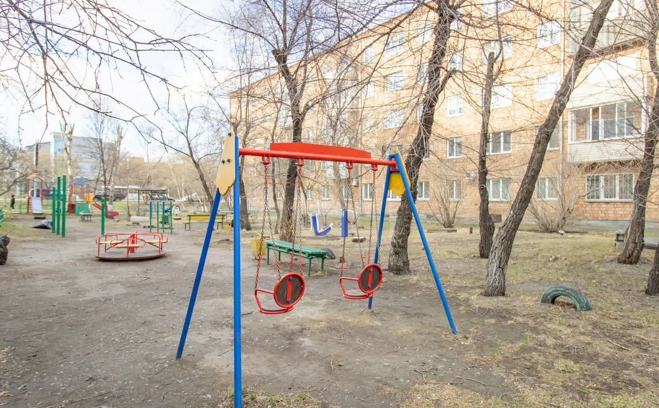 квартира г Красноярск р-н Свердловский ул 60 лет Октября 112 фото 11