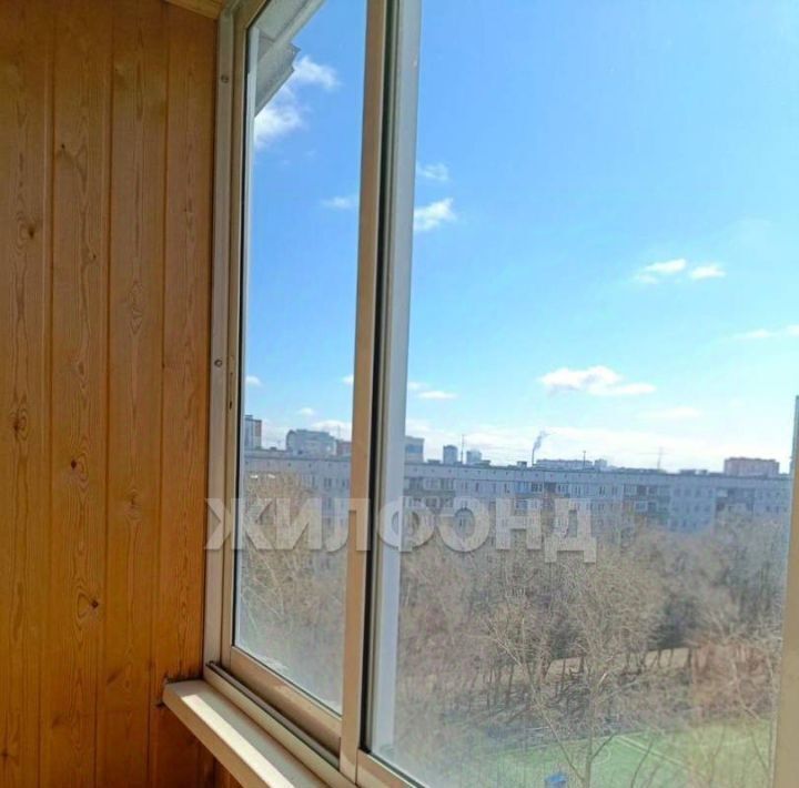 квартира г Новосибирск Берёзовая роща ул Кошурникова 10 фото 14