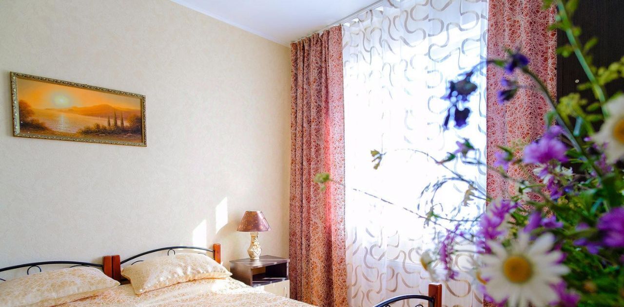 комната г Феодосия пгт Орджоникидзе ул Нахимова 28 фото 1