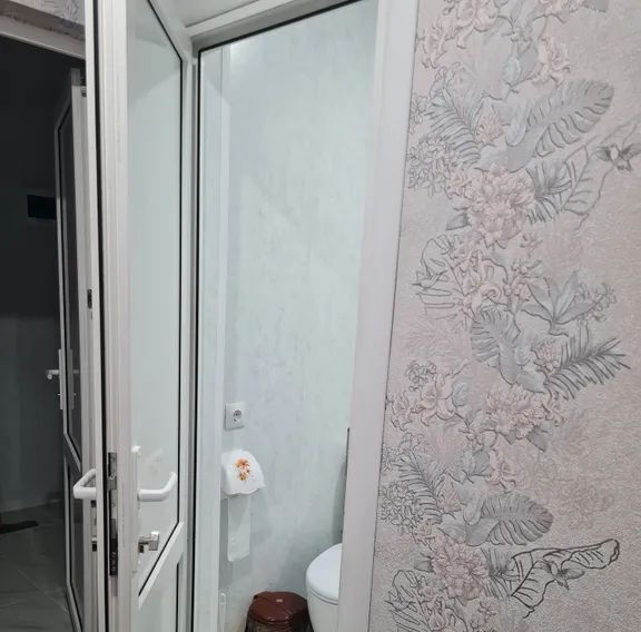 комната р-н Ейский г Ейск ул К.Либкнехта 99 фото 4
