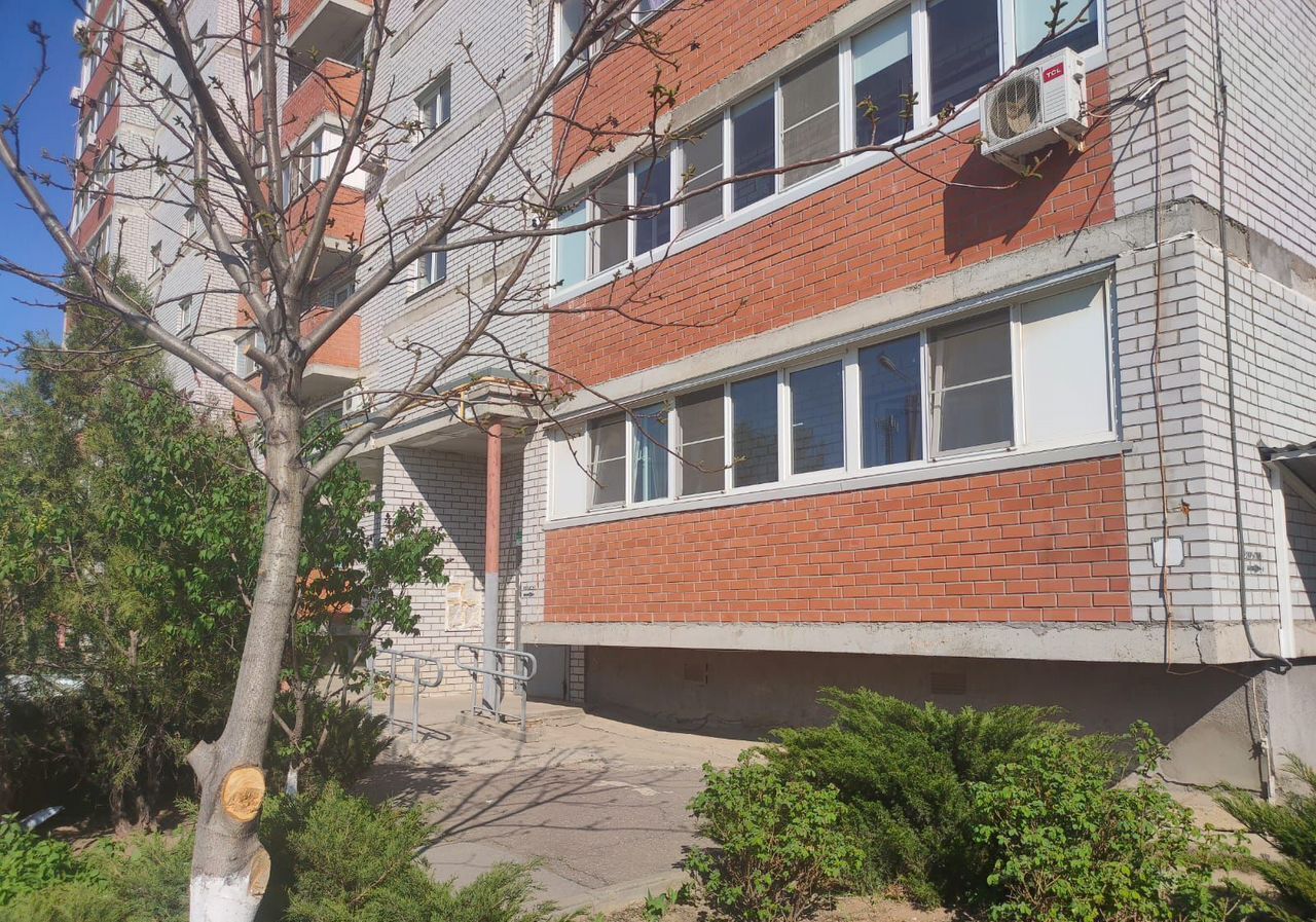 квартира г Волгоград р-н Краснооктябрьский ул им. Нестерова 16 фото 2