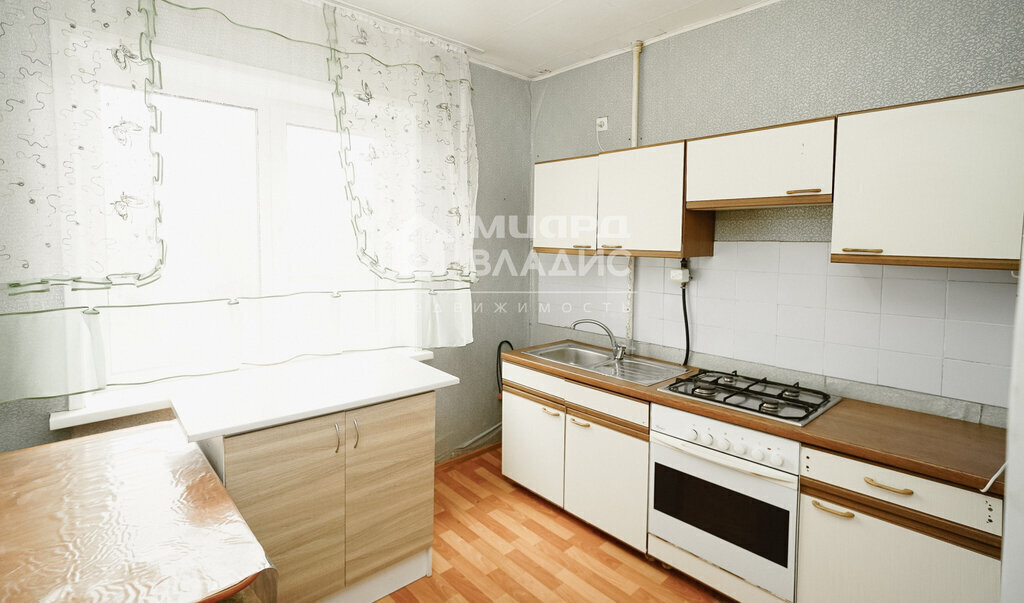 квартира г Омск ул 33-я Северная 122 фото 11