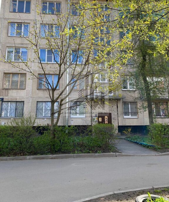 квартира г Санкт-Петербург ул Ленсовета 60 Звёздная фото 1