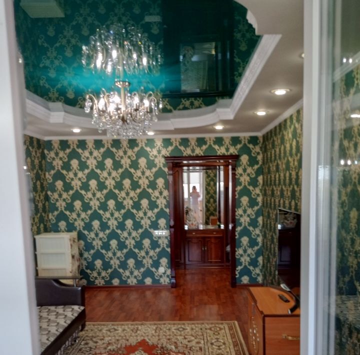 квартира г Саратов р-н Ленинский ул. Имени К. Г. Уфимцева, 3Б фото 1