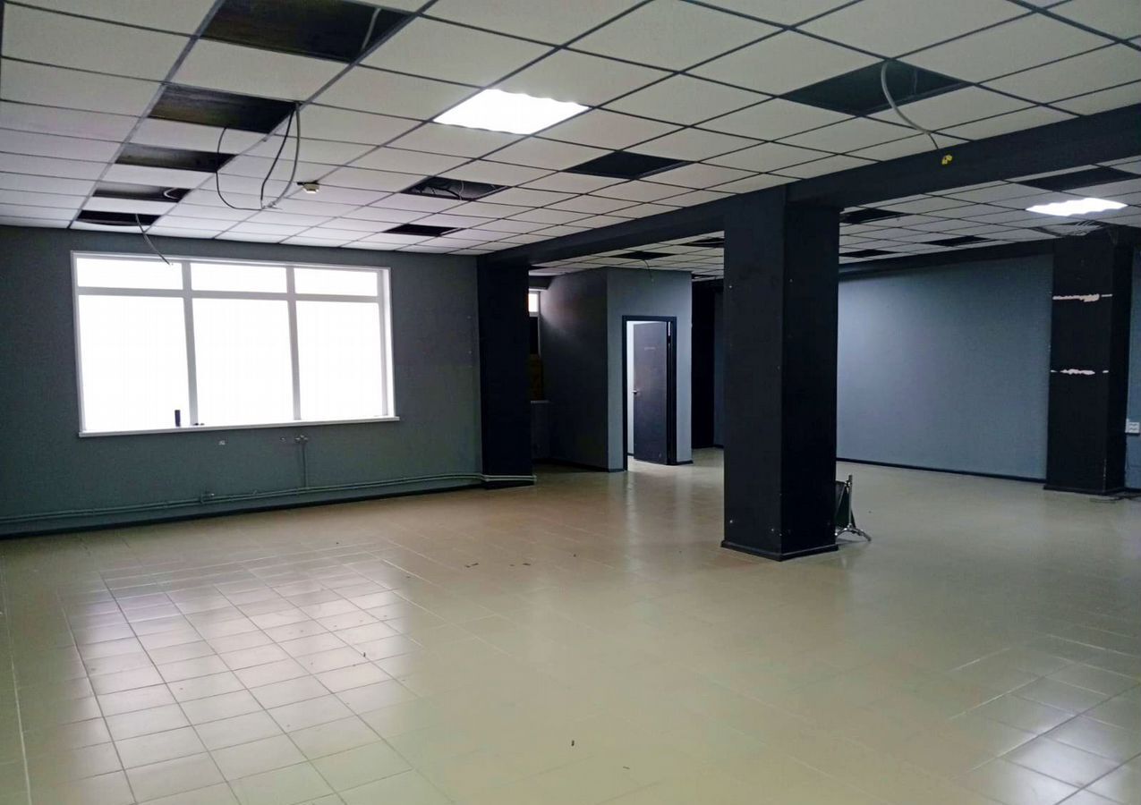 свободного назначения г Губкинский р-н мкр № 13 65, Тюменская обл. фото 2