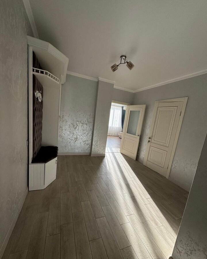 квартира г Черкесск ул Октябрьская 384а фото 1
