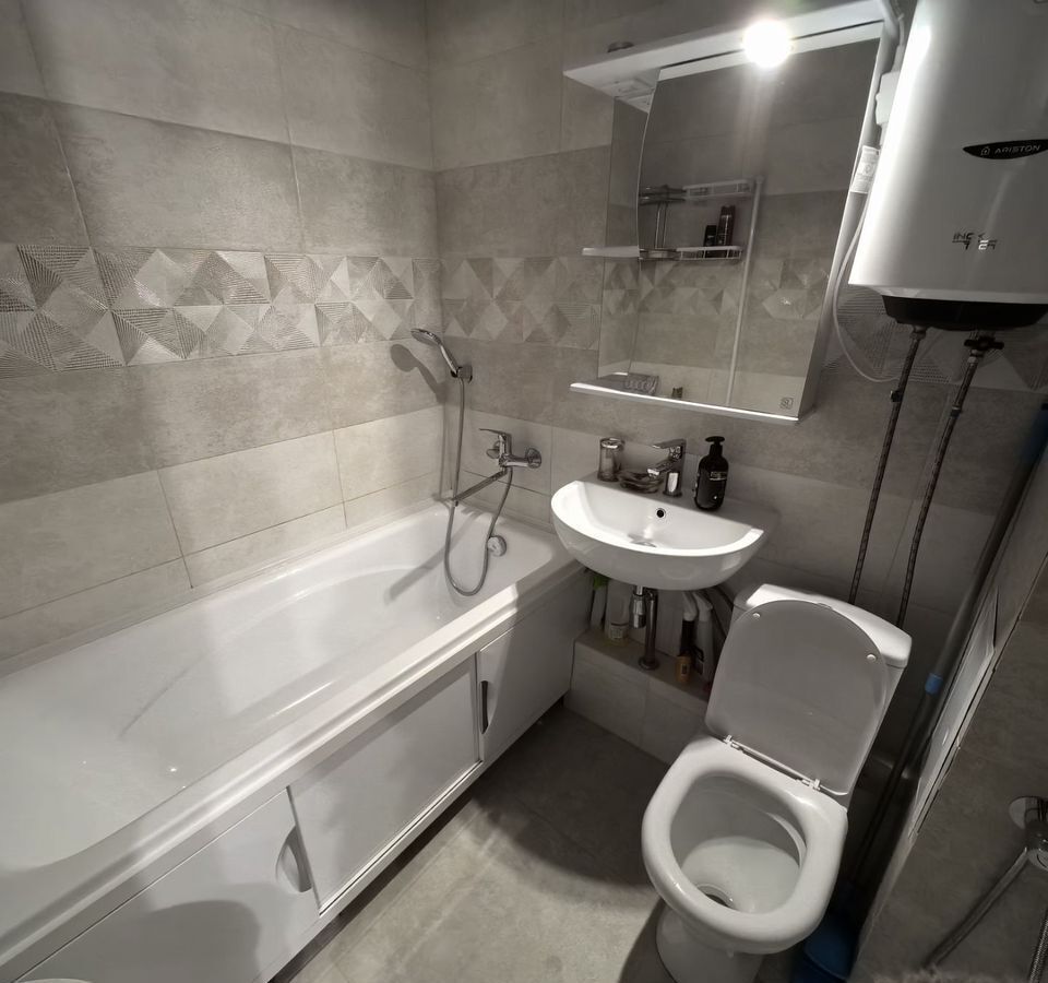 квартира г Омск р-н Советский ул Малиновского 6/1 фото 13