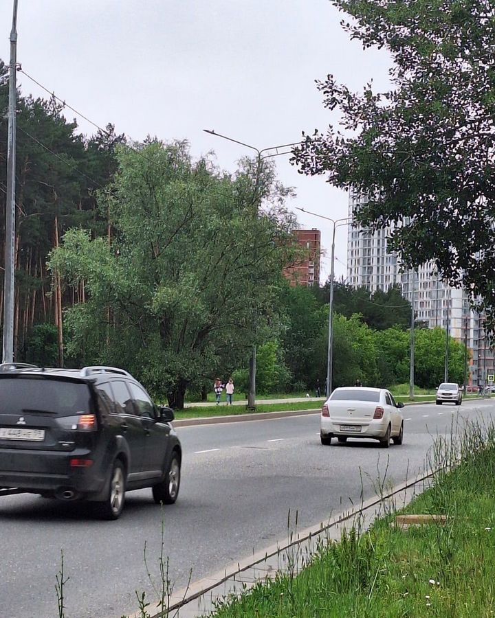комната г Пермь р-н Дзержинский ул Подлесная 13 фото 4