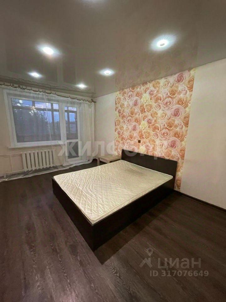 квартира г Новосибирск р-н Дзержинский ул Есенина 51/2 фото 3