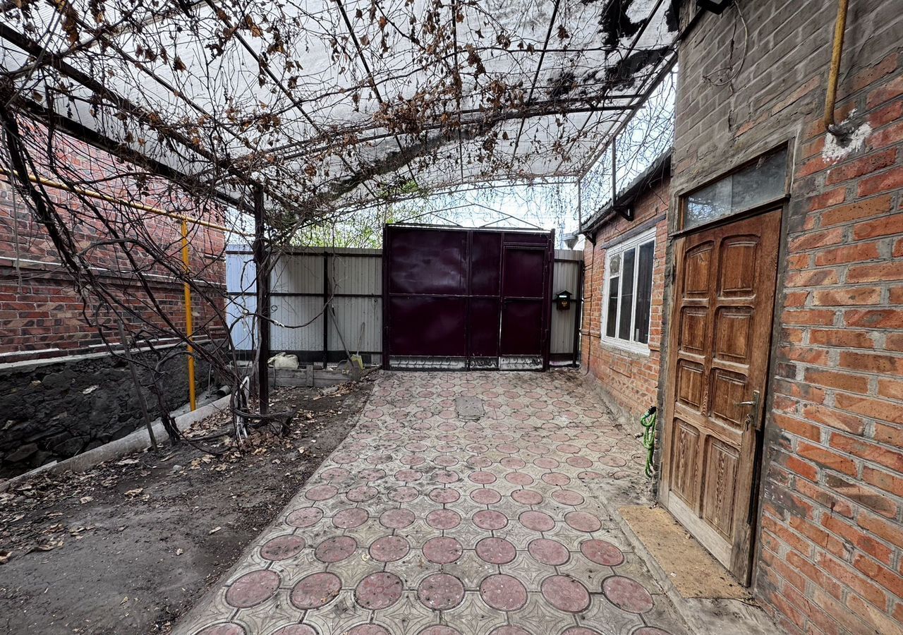 дом г Таганрог Восточный ул Гастелло фото 1