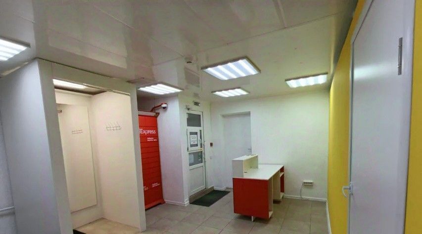 торговое помещение г Таганрог ул Пальмиро Тольятти 30/3 фото 6