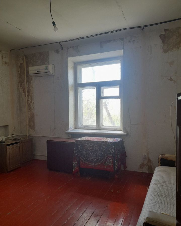 квартира г Волгоград р-н Тракторозаводский ул им. Дзержинского 33 фото 2