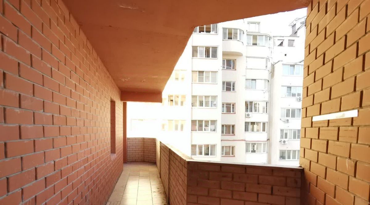 квартира г Белгород Западный ул Есенина 8а фото 15