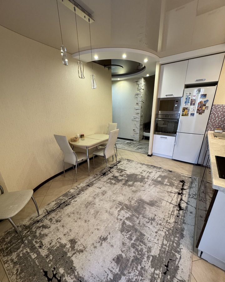 квартира г Омск п Чкаловский пр-кт Космический 16ак/2 р-н Октябрьский фото 8