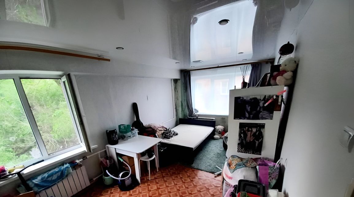 комната г Омск р-н Октябрьский ул 4-я Железнодорожная 6 фото 5