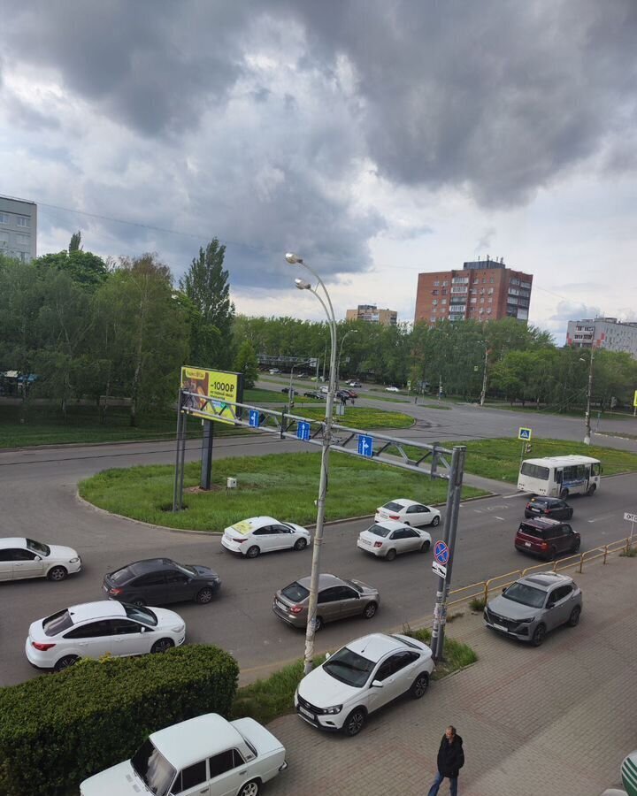 квартира г Тольятти р-н Автозаводский ул Фрунзе 8в фото 10