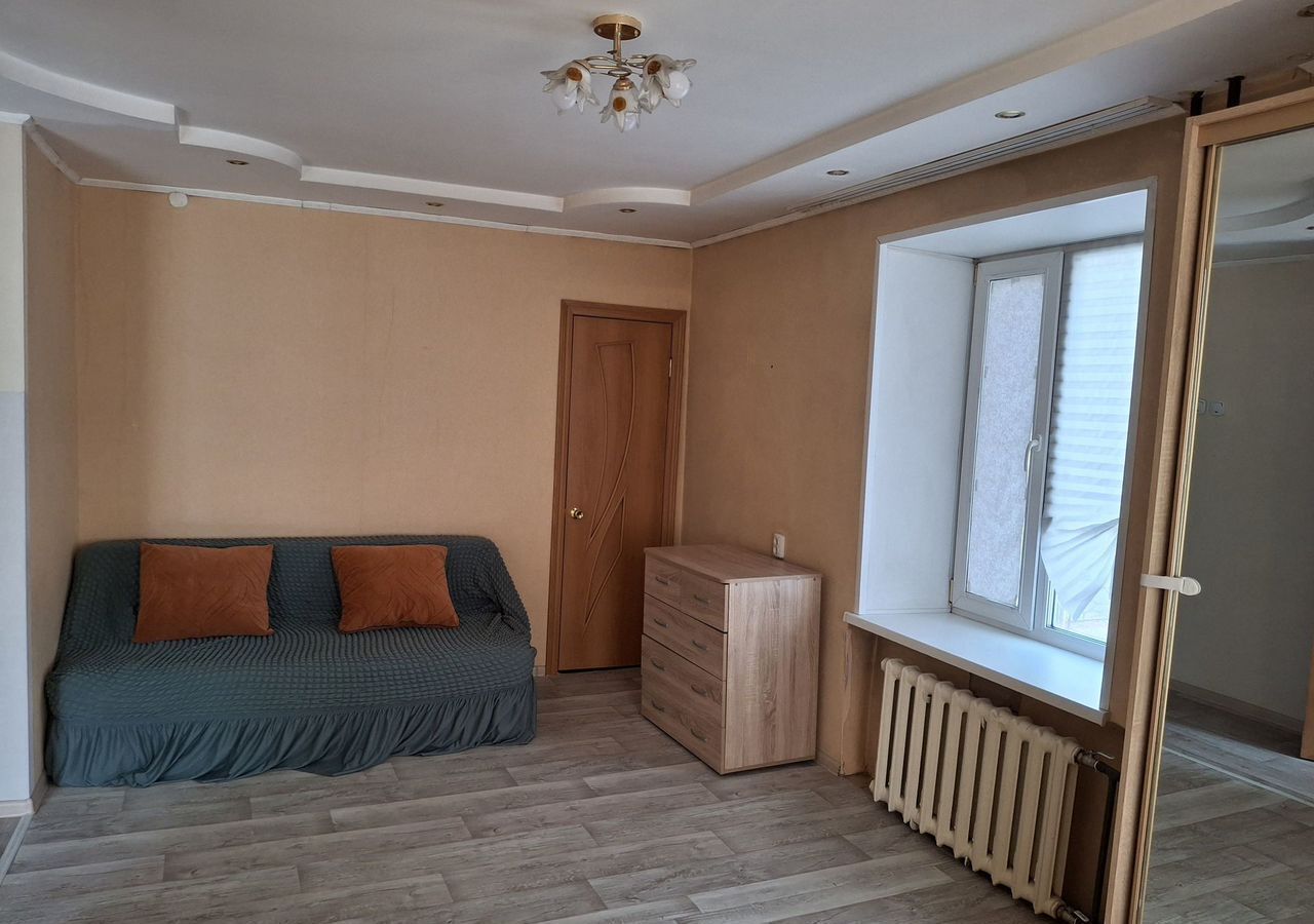 квартира г Белогорск ул Малиновского 4 фото 2